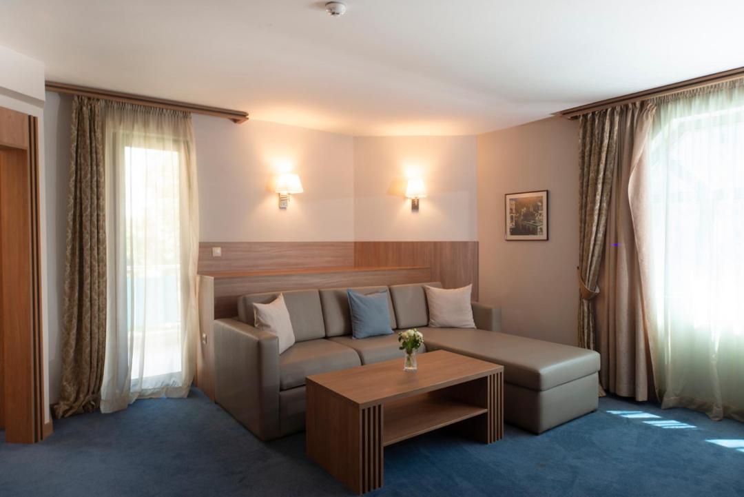 Legends Hotel Sofia Exteriör bild
